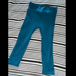 Lululemon crop leggings, blue, size 12